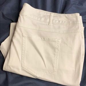 NWOT White Denim Jeans